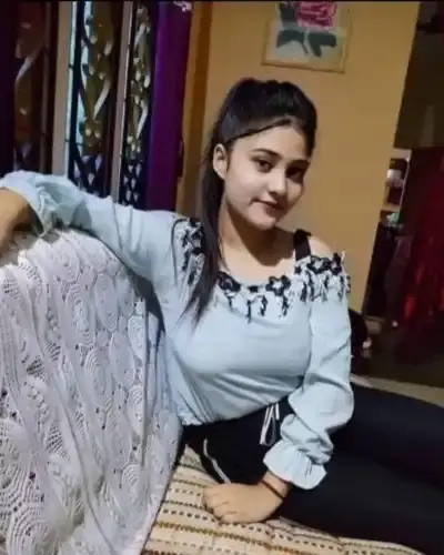 Call Girls Service in Shiggaon